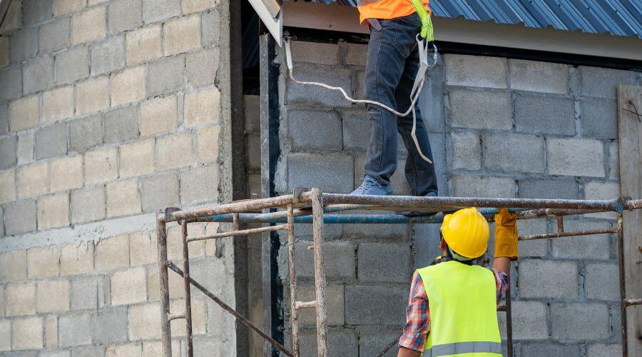 Professional Emergency Roof Repairs in Huntley, WY